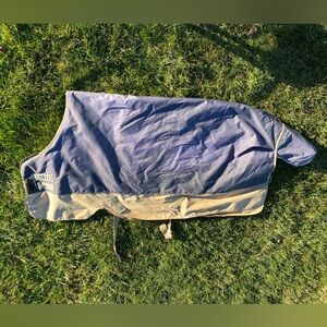 Mio Medium Weight Turnout Blanket 69”